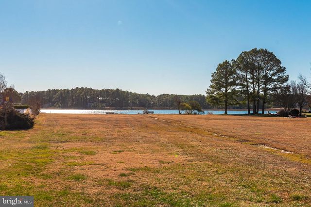 6 HERON ISLE CT, Ocean Pines, MD 21811