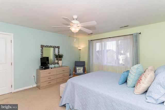 6 HERON ISLE CT, Ocean Pines, MD 21811