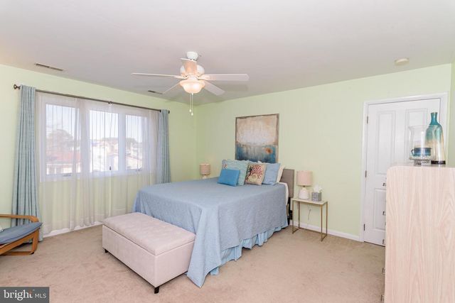 6 HERON ISLE CT, Ocean Pines, MD 21811