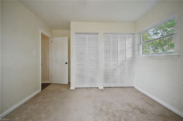 3513 Edinburgh Dr DR, Virginia Beach, VA 23452