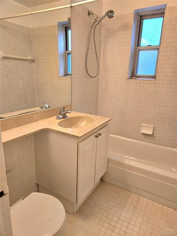 111-22 66th Avenue 2C, Forest Hills, NY 11375