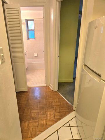 111-22 66th Avenue 2C, Forest Hills, NY 11375