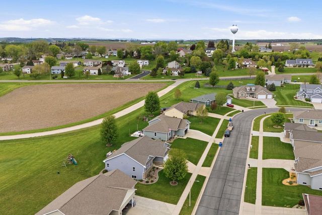 312 Luke Lane, Dane, WI 53529