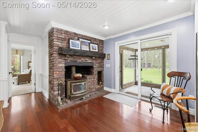 8765 Clement Road, Springfield Charter Township, MI 48346