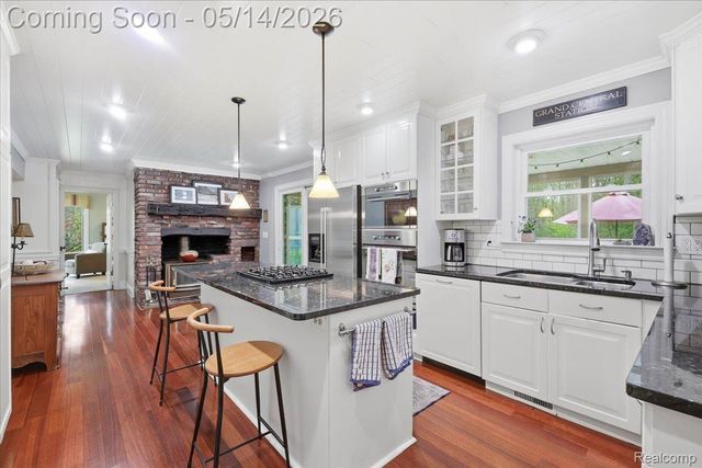 8765 Clement Road, Springfield Charter Township, MI 48346