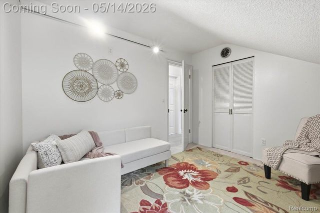 8765 Clement Road, Springfield Charter Township, MI 48346
