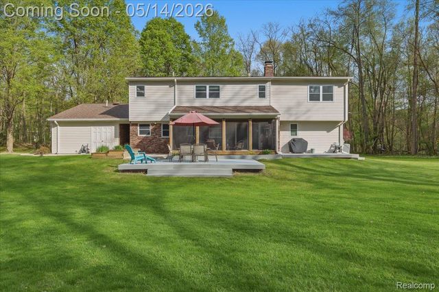 8765 Clement Road, Springfield Charter Township, MI 48346
