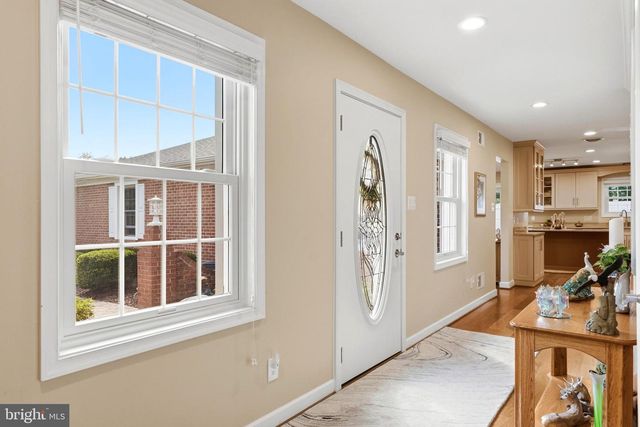 18 QUAILWOOD PKWY, La Plata, MD 20646