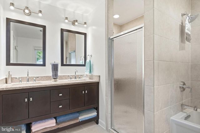 18 QUAILWOOD PKWY, La Plata, MD 20646