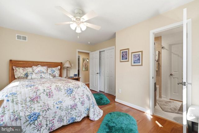 18 QUAILWOOD PKWY, La Plata, MD 20646