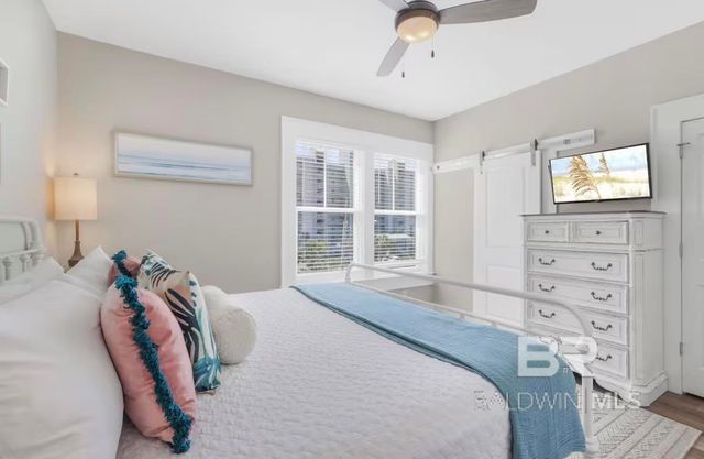 951 W Lagoon Avenue U, Gulf Shores, AL 36542