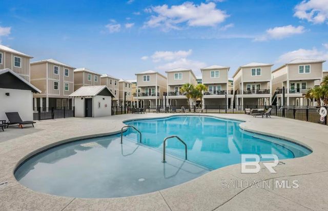 951 W Lagoon Avenue U, Gulf Shores, AL 36542