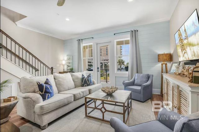 951 W Lagoon Avenue U, Gulf Shores, AL 36542
