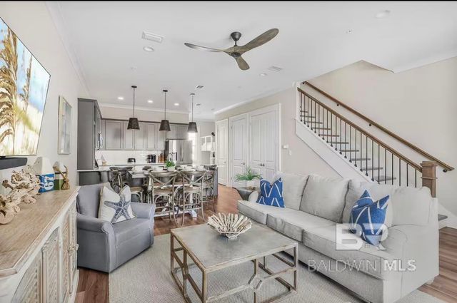 951 W Lagoon Avenue U, Gulf Shores, AL 36542