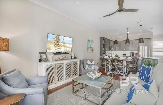 951 W Lagoon Avenue U, Gulf Shores, AL 36542