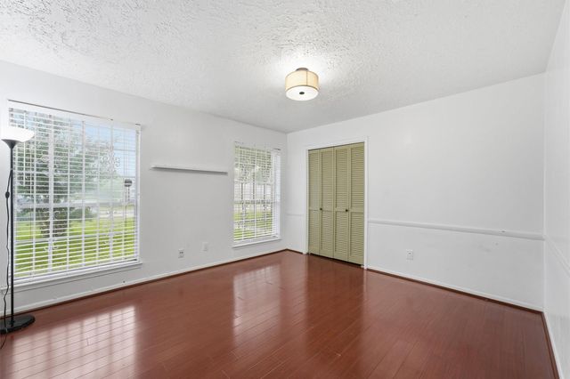 12126 Pine Knoll Dr Drive, Houston, TX 77099