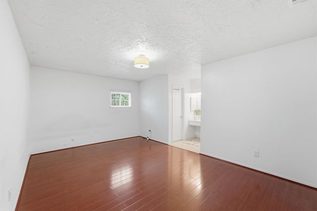 12126 Pine Knoll Dr Drive, Houston, TX 77099
