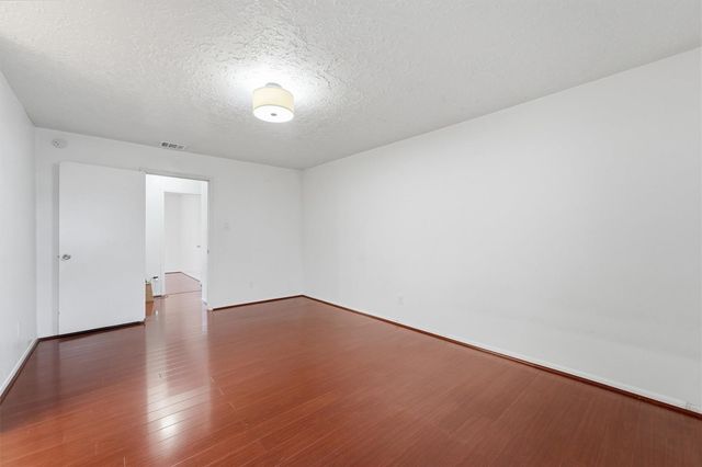 12126 Pine Knoll Dr Drive, Houston, TX 77099