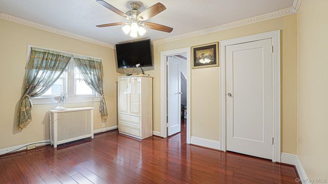 90-37 211 Street, Queens Village, NY 11428