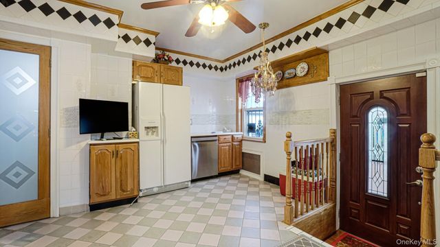 90-37 211 Street, Queens Village, NY 11428