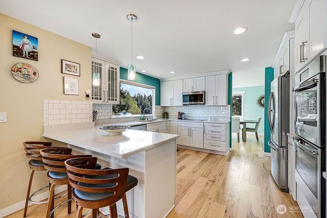 51 S Bayview Drive, Port Ludlow, WA 98365