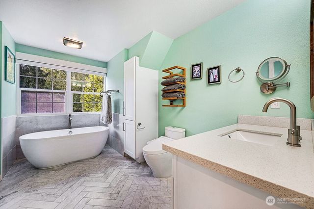 51 S Bayview Drive, Port Ludlow, WA 98365