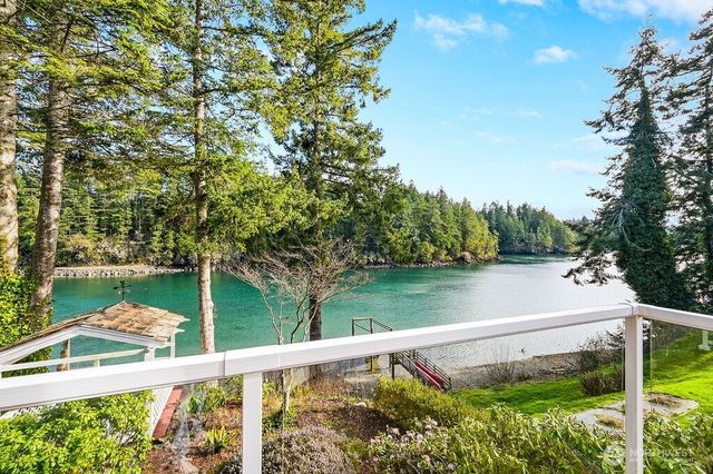 51 S Bayview Drive, Port Ludlow, WA 98365