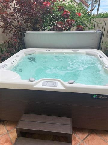 1115 Linden Street, Hollywood, FL 33019