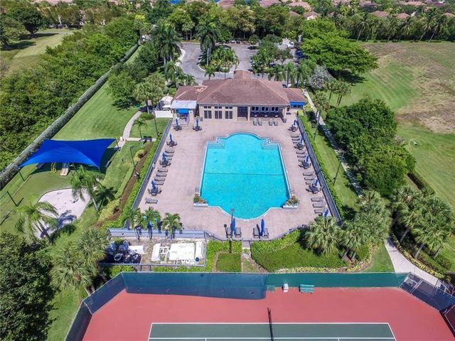 1115 Linden Street, Hollywood, FL 33019