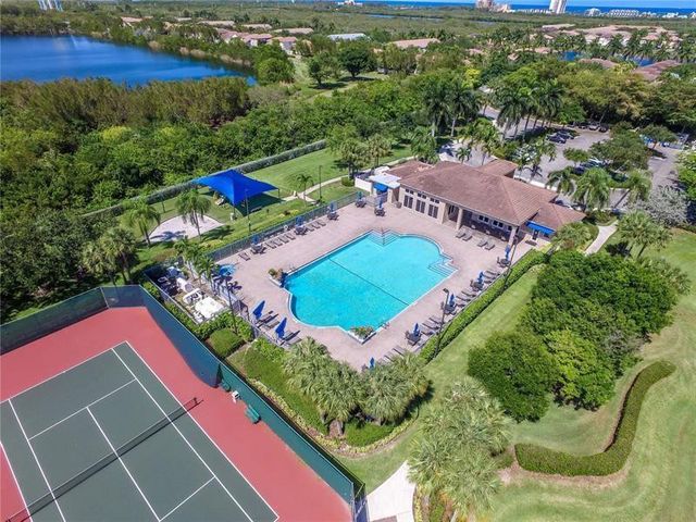 1115 Linden Street, Hollywood, FL 33019