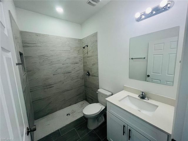 750 Newhall ST E, Lehigh Acres, FL 33974