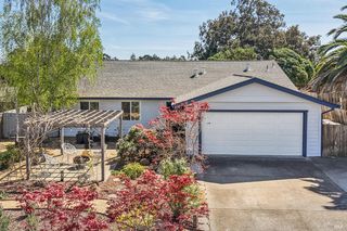 212 Eaton Ct, Benicia, CA 94510
