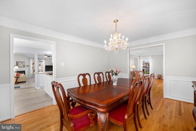 9451 LAPSTRAKE LN, Burke, VA 22015