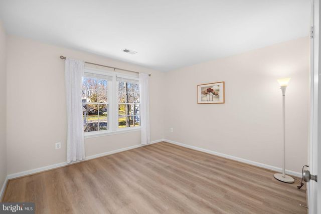 9451 LAPSTRAKE LN, Burke, VA 22015