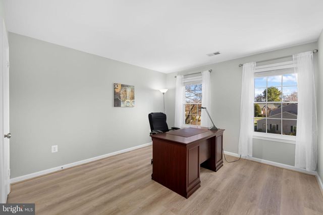 9451 LAPSTRAKE LN, Burke, VA 22015