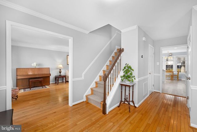 9451 LAPSTRAKE LN, Burke, VA 22015