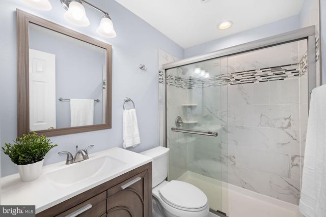 9451 LAPSTRAKE LN, Burke, VA 22015