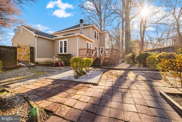 9451 LAPSTRAKE LN, Burke, VA 22015