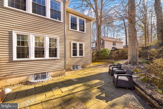 9451 LAPSTRAKE LN, Burke, VA 22015