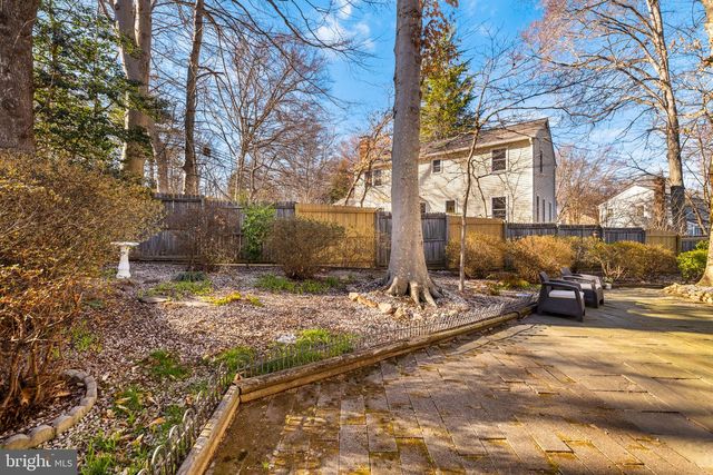 9451 LAPSTRAKE LN, Burke, VA 22015