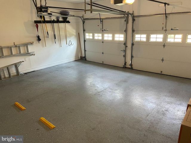 9451 LAPSTRAKE LN, Burke, VA 22015