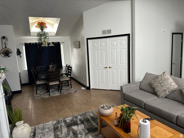 265 N MINDELLA WAY, Layton, UT 84041