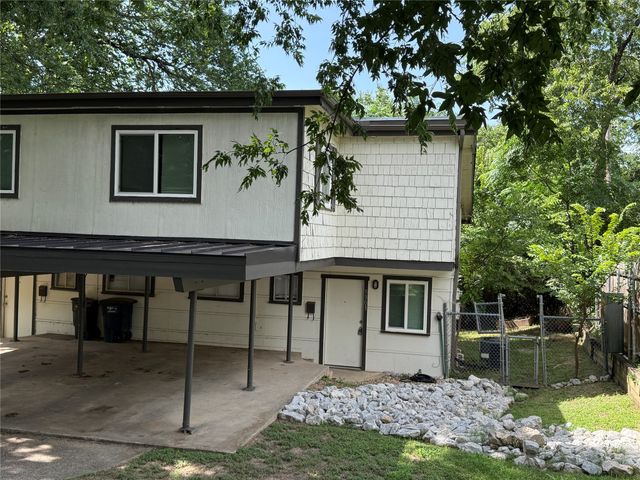 5301 Lovell Avenue 5303, Fort Worth, TX 76107