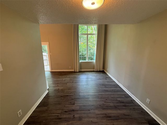 5301 Lovell Avenue 5303, Fort Worth, TX 76107