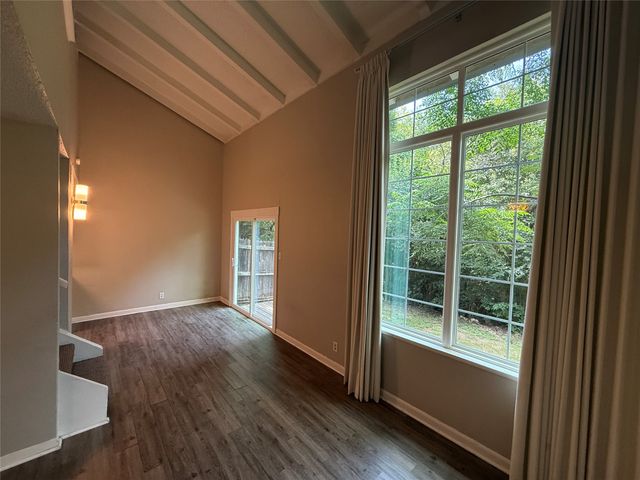 5301 Lovell Avenue 5303, Fort Worth, TX 76107