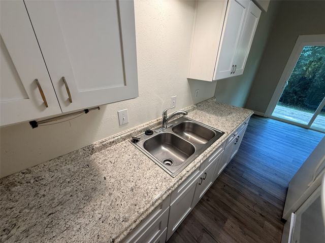 5301 Lovell Avenue 5303, Fort Worth, TX 76107