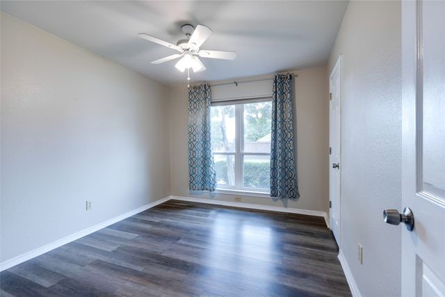 2024 Carillon Lane, Carrollton, TX 75007