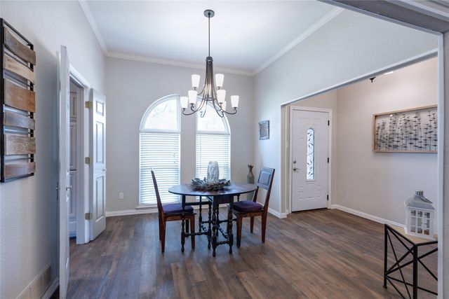 2024 Carillon Lane, Carrollton, TX 75007