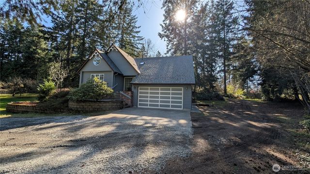 16827 41st Street E, Lake Tapps, WA 98391
