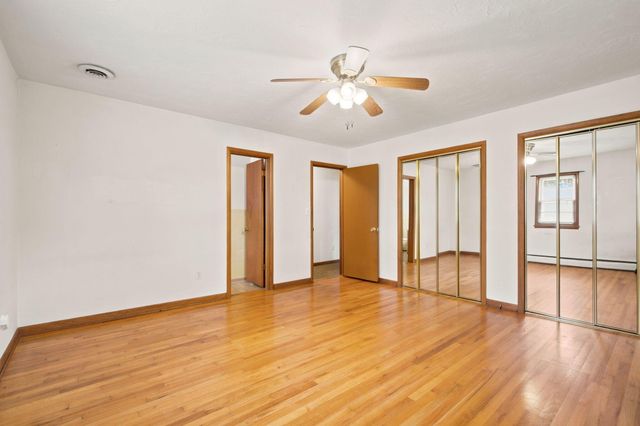 1668 S Sieger Drive, Springfield, MO 65804